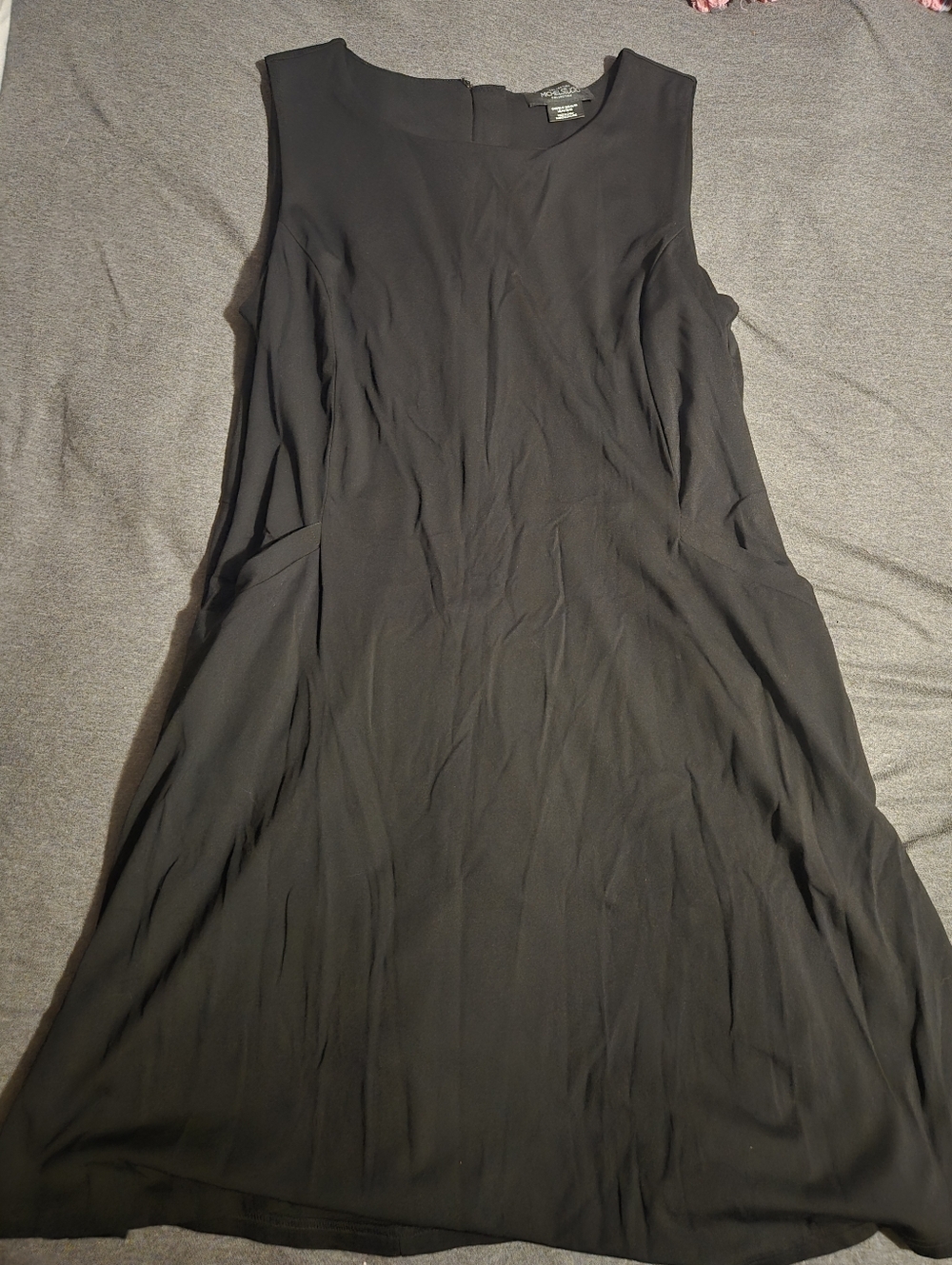 Michel Studio Collection Black Sleeveless A-Line Dress